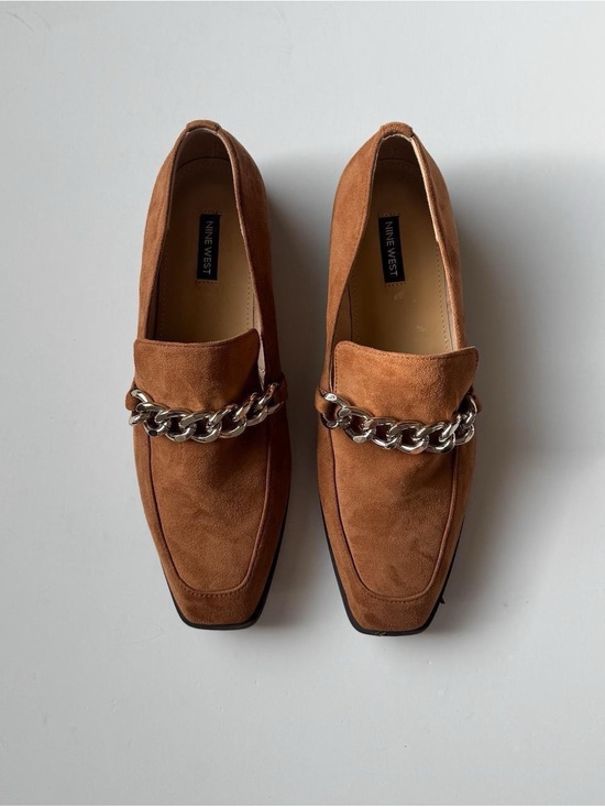 Nine West Shoes - Nine West Brown Loafers 9.5 Square Toe Chain Preppy Minimalist